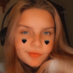 Meet your Posher, Lillian